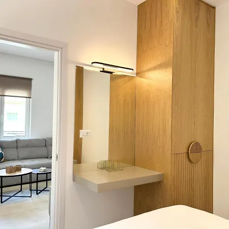 Camelia Apartment *